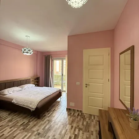 Lungomare Lions Gate 3 公寓